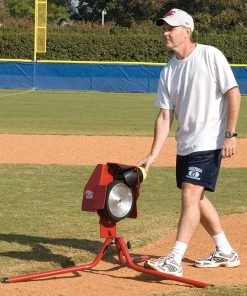 Bulldog Single Wheel Combo Pitching Machine For Baseball And Softball Baseball Pitching Machines